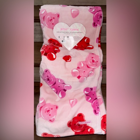 Super Cute Betsey Johnson Pink Teddy Bears 🧸 with Hearts ❤️ Throw Blanket 50x70 - Picture 5 of 8